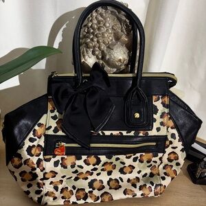 Betsey Johnson tote